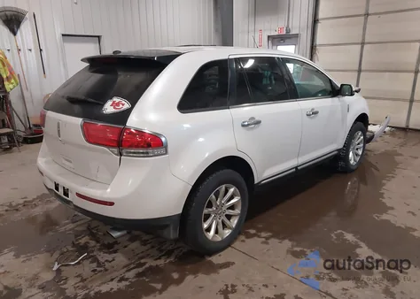 2015 Lincoln Mkx z USA, uszkodzony, nr VIN 2LMDJ6JKXFBL26722